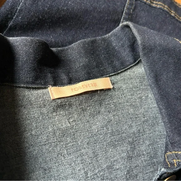 Vintage Forever 21 Dark Denim Jacket - Picture 3 of 4